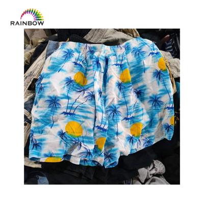 China Cotton Blend Used Shorts Second Hand Women Men Original Clothes for sale