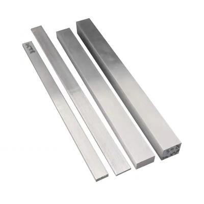 China Plano de acero inoxidable pulido laminado en caliente Rod Bar AISI ASTM 321 fractura 316 304 en venta