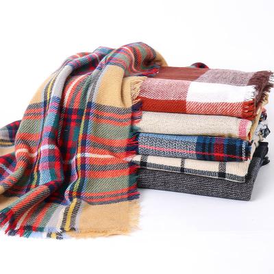 China Newest Comfortable Oversized Fringe Plaid Covering Scarf Thickened Soft Square Towel Cashmere Tassel Plaid Muslim Shawl for sale