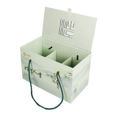 中国 Large Disposable Corrugate Food Packaging Cardboard Boxes Fruit Packaging Box Package Shipping Box With Handle 販売のため