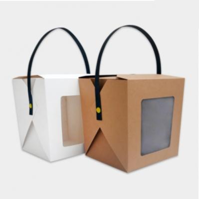 中国 Disposable Portable Takeaway Paper Box Wrapping Paper Clear Window Cookies Gift Packing Box With Handle 販売のため