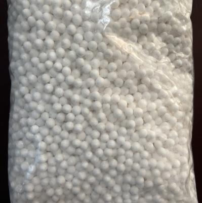 Cina Activated Alumina with A1203 % ≥90% Water Adsorption ≥50% BET 300-320m2/g in vendita