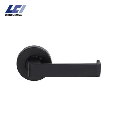 China 48-50mm Door Thickness Factory Simple Design Bar Door Lock Custom Matt Black Hardware Lever Handles Straight Lock for sale