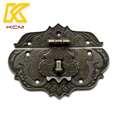 China Automatic Zinc Alloy Box Accessories Lock Hardware Jewelry Box Buckle Wooden Box Hasp Latch Lock for sale