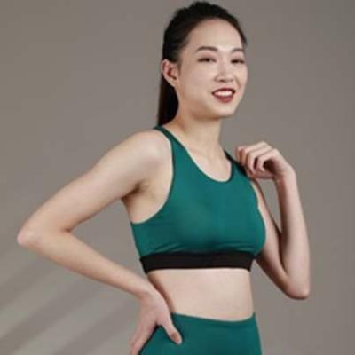 China Best Selling High Quality Green Breathable Knit Tank Top Strap Yoga Bra Solid Color Sports Bra for sale