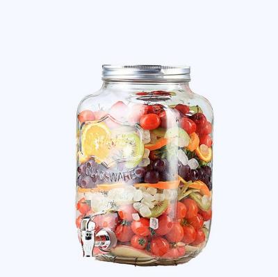 China Freshness Keeping Yorkshire 1gallon 2 Gallon 4L 5L 8L Mason Jar Water Beverage Glass Beverage Dispenser with Stand and Tap for sale