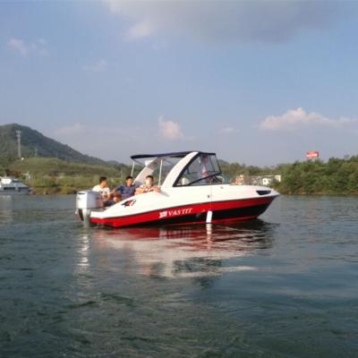 China Luxury Fiberglass Fiberglass Cruiser Yacht Fishing Boat With Cabin for sale