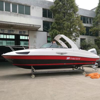 China Hot Selling Fiberglass Small Luxury Yacht Speed ​​Boat With Outboard Engine for sale