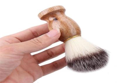 China Brocha de afeitar de los hombres de la moda con la herramienta de madera del peluquero de la maquinilla de afeitar de la manija del pelo del tejón en venta