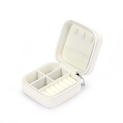 China Newest White Jewelry Box Jewelry Organizer Travel Case Earring Jewelry Storage Box for sale