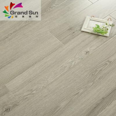 China Modern Design Waterproof Anti-slip Wear Resistant Wood Craft Vinyl Wpc Pergo Laminate Flooring for sale