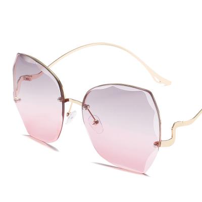 China 2021 New Fashion Eyewear Mens Womens Polarized Sun Glasses Latest Colorful Sunglasses China Factory Custom Casual Rimless Retro Lens for sale