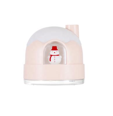 China 15-20 Square Meters New Snow House Night Light Mini Humidifier Cute USB Mute Desktop Home Small Air Humidifier for sale