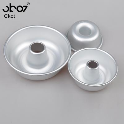 China Sustainable Chiffon Cake Mold Hollow Cavity Around Solid Base Cake Mold For Oven Baking Tray for sale