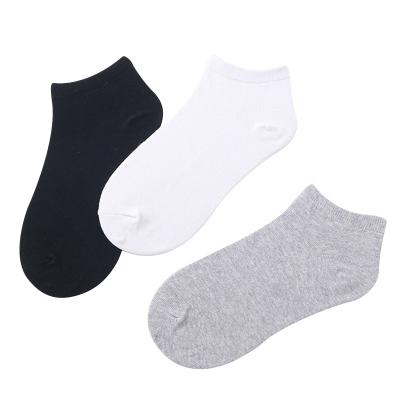 China Happy Funny Performance Breathable Socks Thigh High Booties Custom Made Anti Slip Floor Booties Big Sports White Antiskid Short Tube Stockings for sale