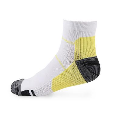 China Custom Copy High Quality Custom Breathable Wholesale Fashion Socks Basketball Logo Socks Unisex Running Socks for sale