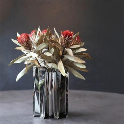 China Europe Cylinder Luxury Decorative Vases For Vase Home Centerpiece Flower Metal Decor Office Home Decoration for sale