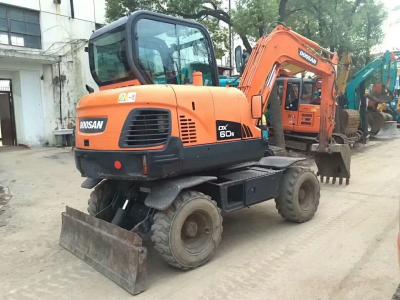 China 2016 mini escavador do ano DX60W Doosan, máquina escavadora usada da roda de Doosan para a venda à venda