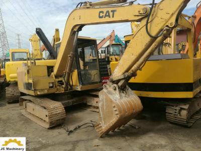 China 7 Tonne benutzte Bagger Caterpillar E70B, das aus Japan Katze E120B E200B 0,3 m-³ ursprüngliche Farbbagger CAT E70B importiert wurde zu verkaufen