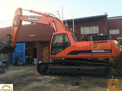 China o modelo usado 147kw 29600kg da máquina escavadora DH300-7 de Doosan opera o peso à venda