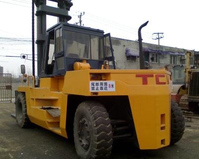 China 25 Ton Gebruikte Diesel die Vorkheftruck TCM FD250 direct uit Japan wordt ingevoerd Te koop