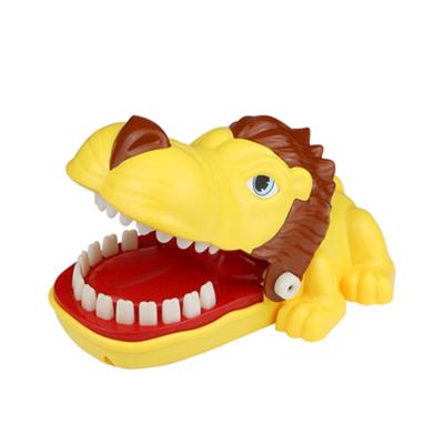 China Good Sellingshark Bitten Finger Toy Selling Intelligence Fun Spoof Toys X023-4 for sale