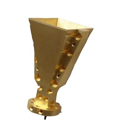 China Hoge de Golfgeleiderantenne Wr 10 Gouden Plateren 75x30x29mm van de Isolatiemicrogolf Te koop