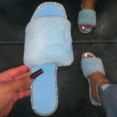 China 2021 China Lightweight Wholesale Bulk Sandals Hairy Women Slippers Slides for sale