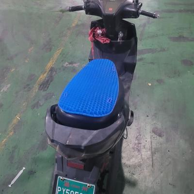 China Soft Breathable Moisture Heat Insulation Silicone 3D Gel Motorcycle Gel Pad And Tape Saddle For Battery Car for sale