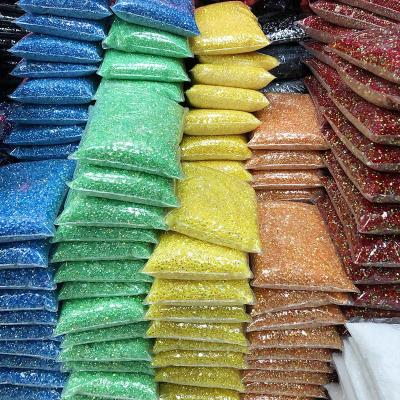 China Flatback Glister Factory Price Super Jelly Resin Rhinestones Flat Back Jelly Nails Rhinestones for sale