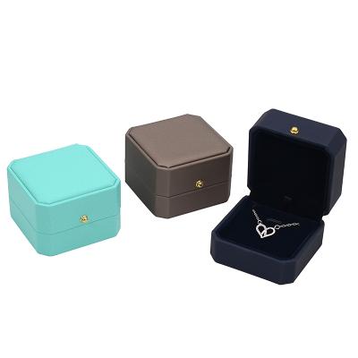 China Wholesale Custom Recyclable Logo Leather Jewelery Case Luxury Bracelet Necklace Jewelry Box Packaging for sale