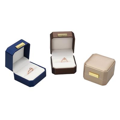 China Small Romantic Sweet Luxury Leather Jewelry Boxes Recyclable Engagement Ring Box JEWELRI BOX for sale