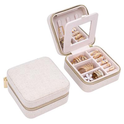 Cina High Quality Recyclable Small Storage Travel Velvet OEM Luxury Necklace Jewelry Box With Zipper in vendita