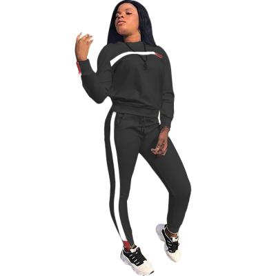 China Breathable Stripe Patchwork Women's Sweatsuit Round Neck Two Piece Pullover and Skinny Long Pants Tracksuits Set for sale