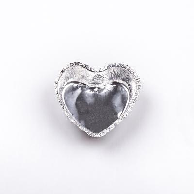 中国 Sweat-Heart 100ml Food Grade Disposable Foil Cupcake Pans Heart-Shaped Aluminum Foil Cake Pan 販売のため