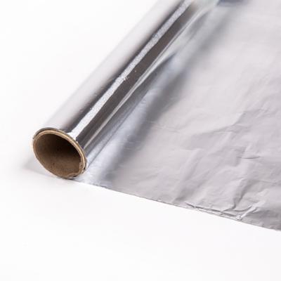 中国 Wholesale Customized food grade Non-toxic food packing cooking frozen barbecue disposable household kitchen aluminum foil roll 販売のため