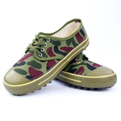 China Fashionable Boat Cricket Badminton Shoes Army Camouflage Canvas Combat Lightweight Wholesale Rise Military Work Shoes for sale