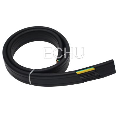 China Cable que viaja flexible plano para la grúa o transportador en chaqueta negra en venta