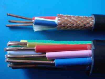 China Cable de control redondo del escudo flexible del aislamiento del PVC KVV 450/750V en color negro en venta