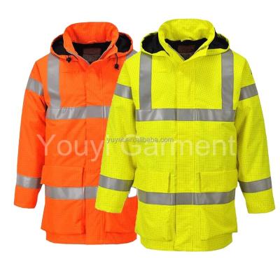 China Breathable High Visibility Men's And Women's Raincoat Outdoor Hi Strength Reflective Waterproof Raincoat for sale