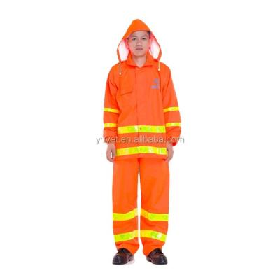 China Waterproof and Windproof 100% Color Women and Men Polyester Raincoat Red or Custom PVC with Reflective Tape for sale