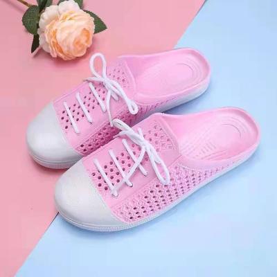 China Damping 2022 new hot sale flat ladies breathable casual sandals half for women and ladies for sale