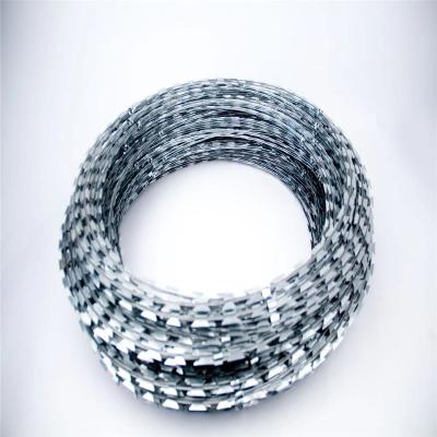 China Hot China Made Large Protection Dipped Galvanized Razor Barbed Mesh Fence Barbed Wire Coil Razor Barbed Wire for sale