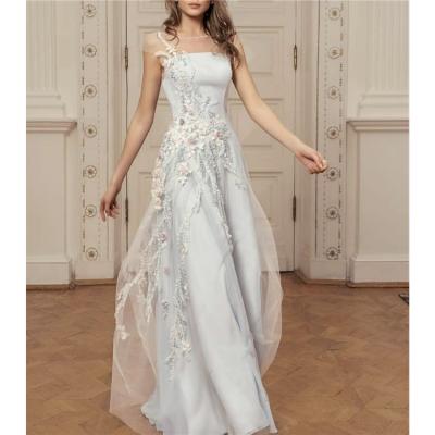 China 2020 Flower Embroidery Elegant Women Bridesmaids White Anti-Static Anti-Static Wedding Dresses Long for sale