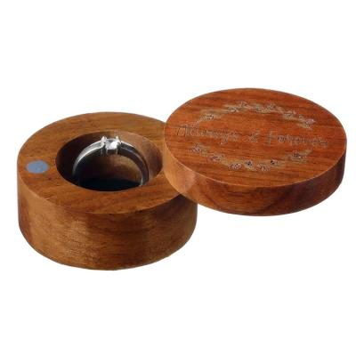 China Morden Still Love Round Wooden Wedding Ring Box Wedding for sale