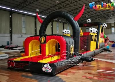 China Carrera de obstáculos inflable de la diapositiva animosa del castillo del tema del fútbol de los niños para los alquileres en venta