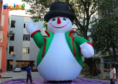 China decoraciones inflables del día de fiesta del muñeco de nieve de los 8m para el centro comercial en venta