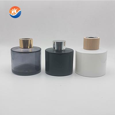 China Fashionable Custom Simple Clear Round Diffuser Home Accessories Clear Round Home Accessories Aromatherapy Aroma Glass Bottle for sale