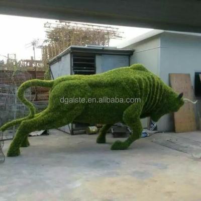 China Outdoor Decoration For Topiary Animal Green Stability Bright Color Park Grass Fake Grass Artificial Grass for sale