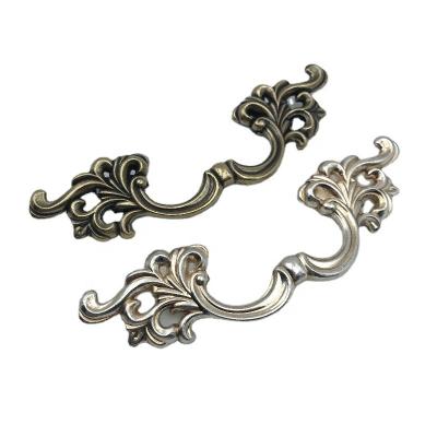 China Hot European zinc antique silver bronze furniture hardware accessories old cabinet handles drawer pull for sale